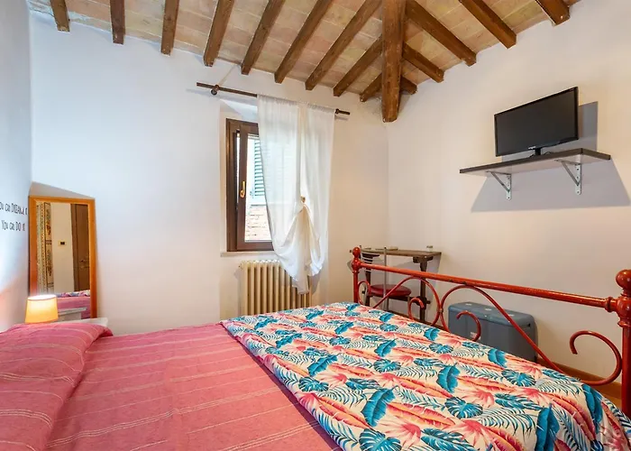 Maxi Paradiso - A Due Passi Dal Trasimeno 3*