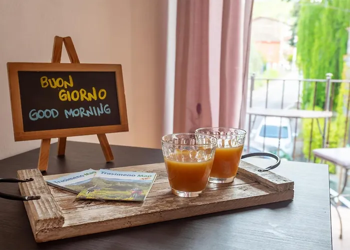 Alojamento de Acomodação e Pequeno-almoço Maxi Paradiso - A Due Passi Dal Trasimeno 3*